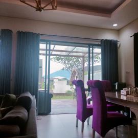 Vimalla Hills 2br Private pool, bebas Jam cekin, cekout sesuai jam cekin 24 jam,081tiga80satu6415satu – hotel w mieście Gadok 1