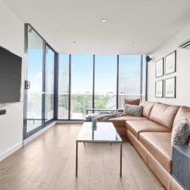 Central Oakleigh 2BR Apartment w Parking – hotel w mieście Oakleigh