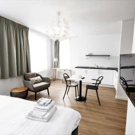 FLATS aparthotel, hotel sa Brussels