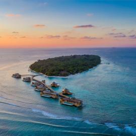 Soneva Fushi، فندق في با أتول
