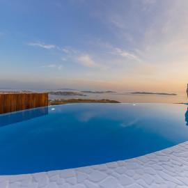 Zinas Villas, hotel a Fanari