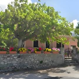 The Kefalonian Divarata House