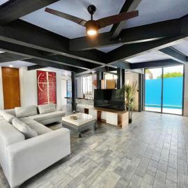 Casa Gigante de lujo, con piscina privada, 4 amplias habitaciones con baño privado