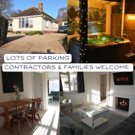 Big Group Bungalow, Sleeps 9, Perfect for Families