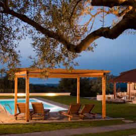 Casa Olivia by RentalsPro - Kalandra Halkidiki, hotel en Kalandra