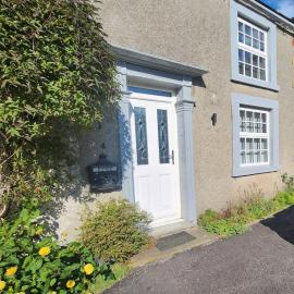 Peak Cottage - Cosy Family Retreat in Peak District