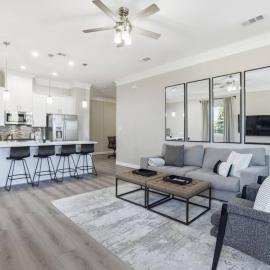 O30B Southwest Houston 2BR King Beds Pet Friendly Townhome