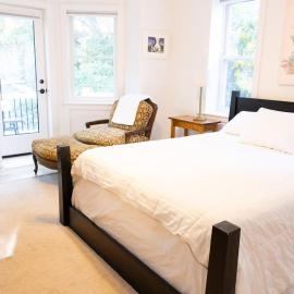 Private 2-Bedroom Second-Floor Residence, Bala Cynwyd