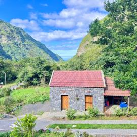 Casa do Til, hotel in Porto Moniz