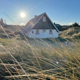 Holiday Home Sonne- Sand und Strand by Interhome, готель у місті Havrvig