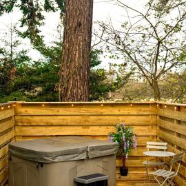 Boann 5 - Hot Tub-Hunting Tower Lodges-Luxury-Families-Romantic