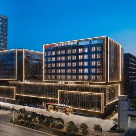 Hampton by Hilton Nanjing North Railway Station, hotel di Nanjing