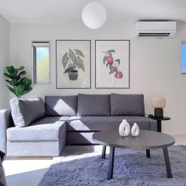 Convenient Ozu Location Bright 4BR Stay by Restavio, hotel v mestu Ozu