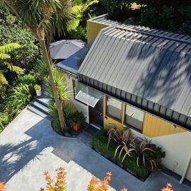 Beautiful Apartment Surrounded by Native Bush