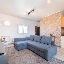 Ocean View Apartment near Arrifana Beach with Parking