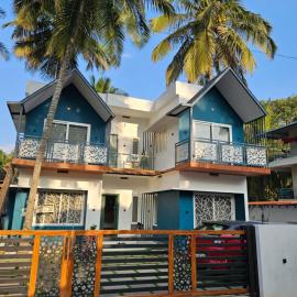 Love Nest Inn Homestay، فندق في Agali