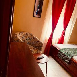 Binyuma Suites Motel