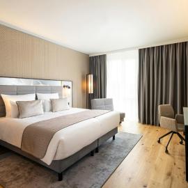 Leonardo Royal Hotel Cologne Bonn Airport, hotell i Köln