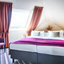 Leonardo Hotel Mannheim-Ladenburg: Ladenburg şehrinde bir otel