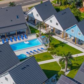 Sunny Relax, hotel i Bobolin