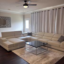 5bd Beautiful Modern home in Spring