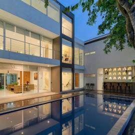 Colombo Airport Transit Boutique Villa by Celestial Ceylon, hotel a Veyangoda