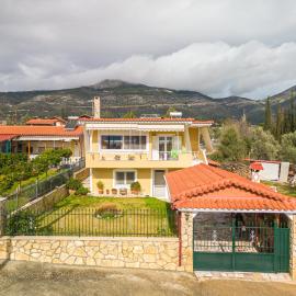 Villa Valeria, хотел в Magoúla