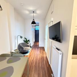 Fewo Liv - Zentrale CityWohnung - 2 Schlafzimmer - 4 Betten - Küche - Ideal für Familien