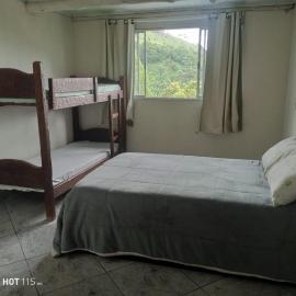 Quarto Suite em Casa de Campo Espaço da Família