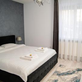 Central Parc Apartment 2 ! Self Check-in ! Free Parking ! WiFi