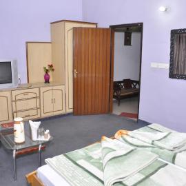 Hotel Pratiksha, hotel u gradu 'Morādābād'