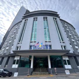 Stallions Suite Penang, hotel i Jelutong