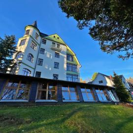 Perła Świeradowa: Świeradów-Zdrój şehrinde bir otel