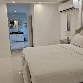 Shampaige Oasis, hotel di Runaway Bay