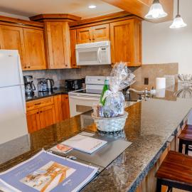 Snowmass 2br Getaway Pool, Hot Tub & Ski Access - D2