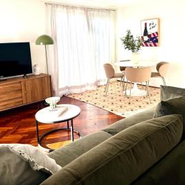 The Lawley Edit, 2 Bed Stylish Retro Townhouse