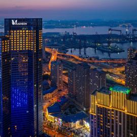 Madison Hotel Dalian Zhongshan Square Seaview