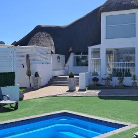 Beach Style Cottage, hotel in Langebaan