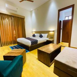 The Grand Fateh Resort and Spa, hotel v destinácii Thūr