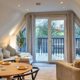 Finest Retreats - Toblerone Lodge, hotel in Callington