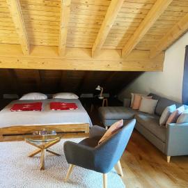 Ferienwohnungen Chesa Arsa by Albana Hotel, hotel a Silvaplana