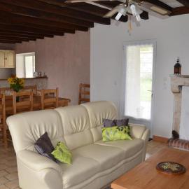 Les lilas, hotel em Lhommaizé