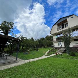 Dali`s Guest House, hotell i Lebach'e