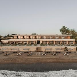 Kourouta में, होटल Dexamenes Seaside Hotel