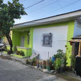 Real House, hotel en Real