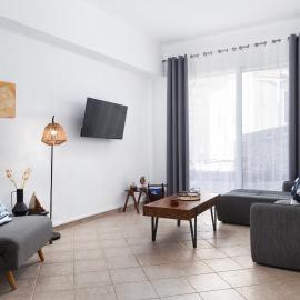 Andros Apartments with Free Parking, hotel v destinácii Steniaí
