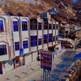 BABAR NEW SWAT HOTEL AND FAMILY APARTMENTs, hotel i Tāghān