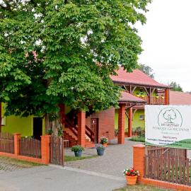 Pod Kasztanem – hotel w Świnoujściu