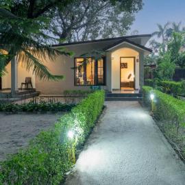 Corbett evergreen hotel and resort, hotell i Dhikuli