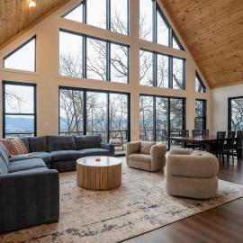 Cliff's View Mountain Retreat